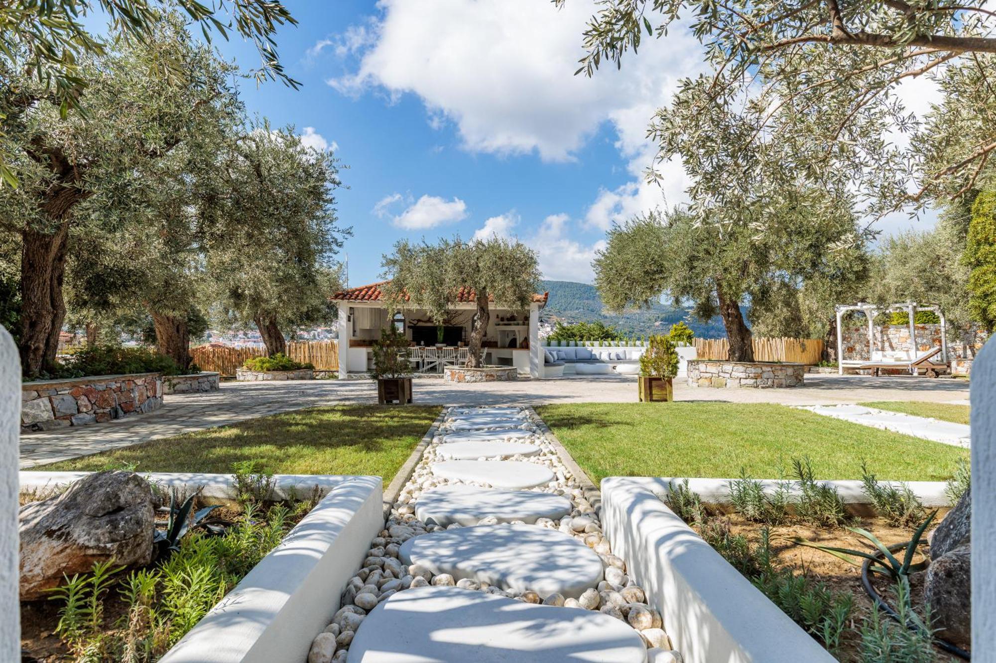 Evlalia Studios & Villas Skopelos Town Exterior photo